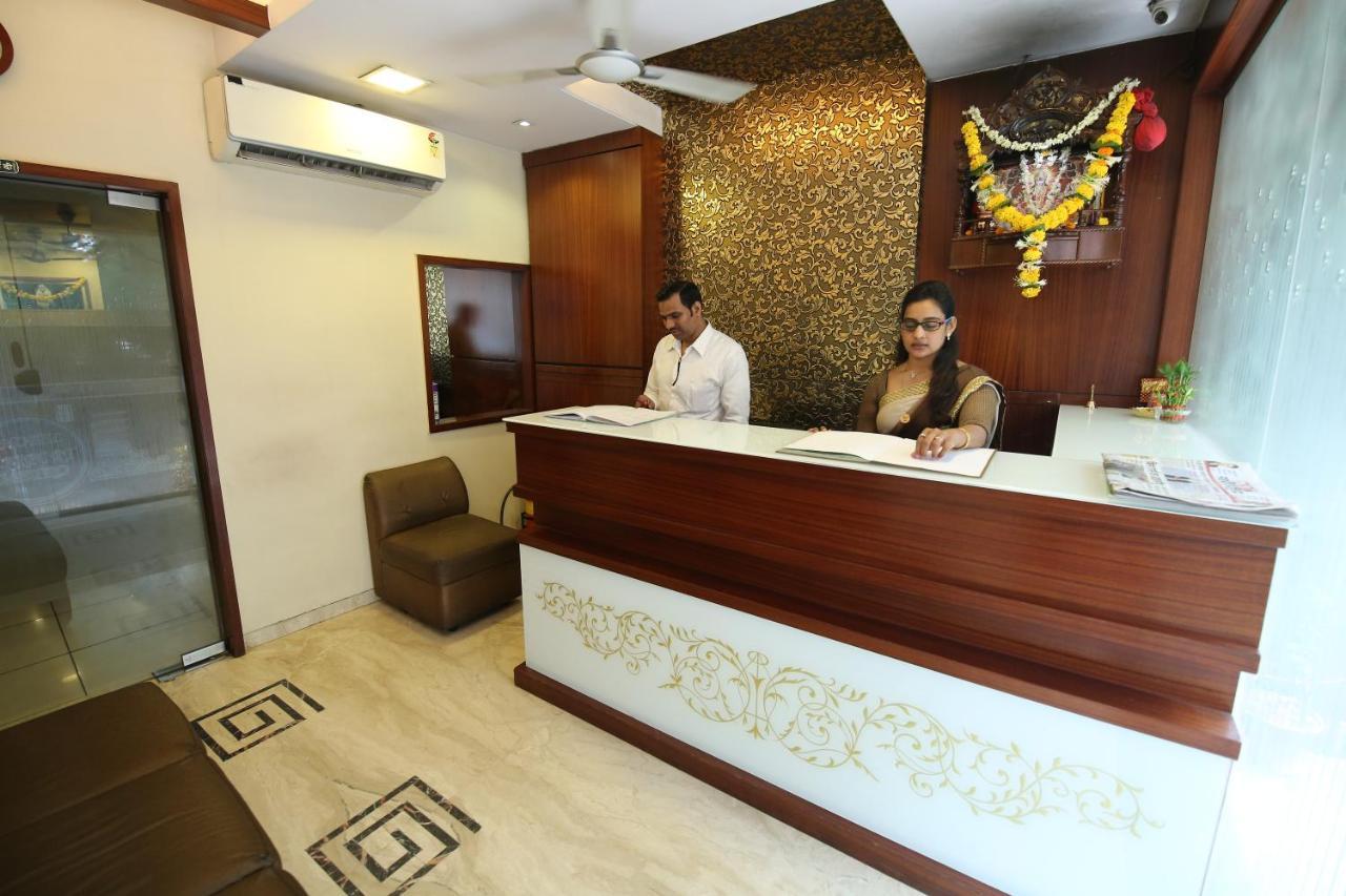 Airport Metro Hotel Bombay Exterior foto